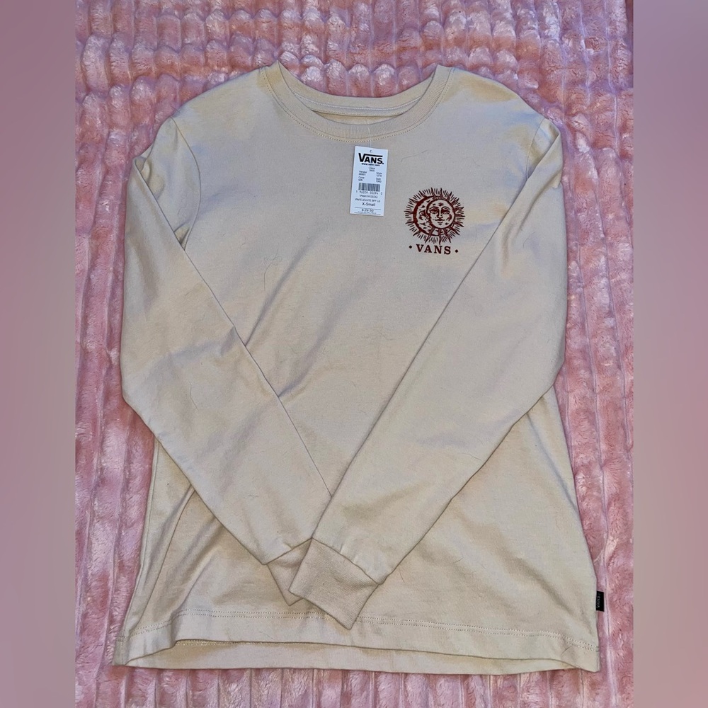 Vans cream long sleeve top. Never work! NWT.
